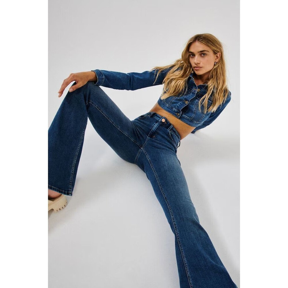 70s-chic Boho Y2K City-Chic Americana Garage Mid-RiseFlared Jean Alice Blue 26